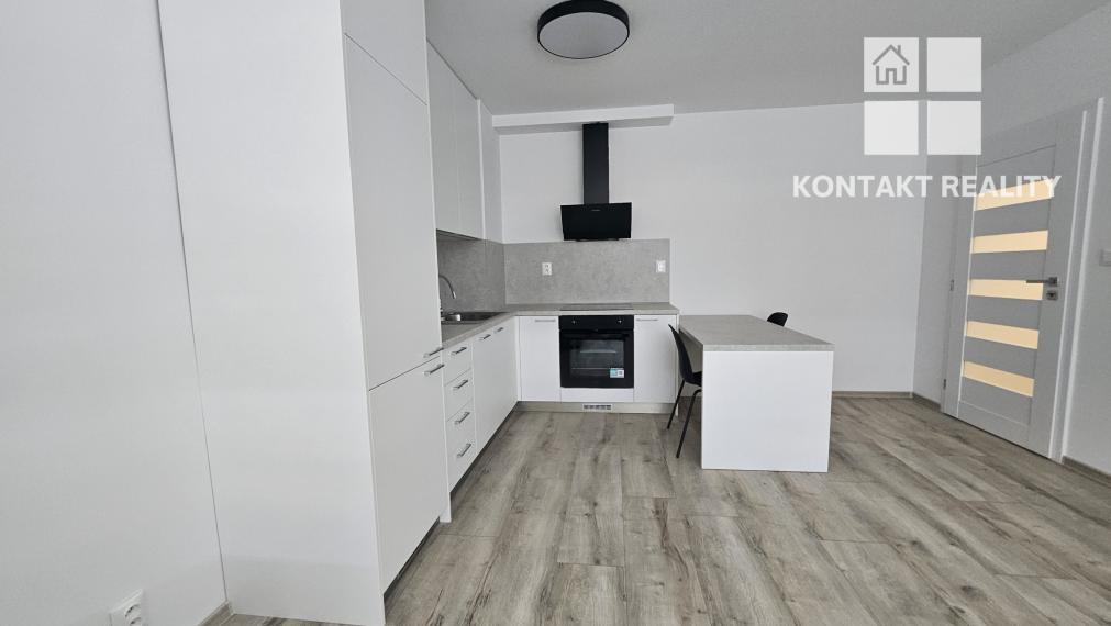Prenájom moderný 2-izbový byt s vlastným parkovacím miestom