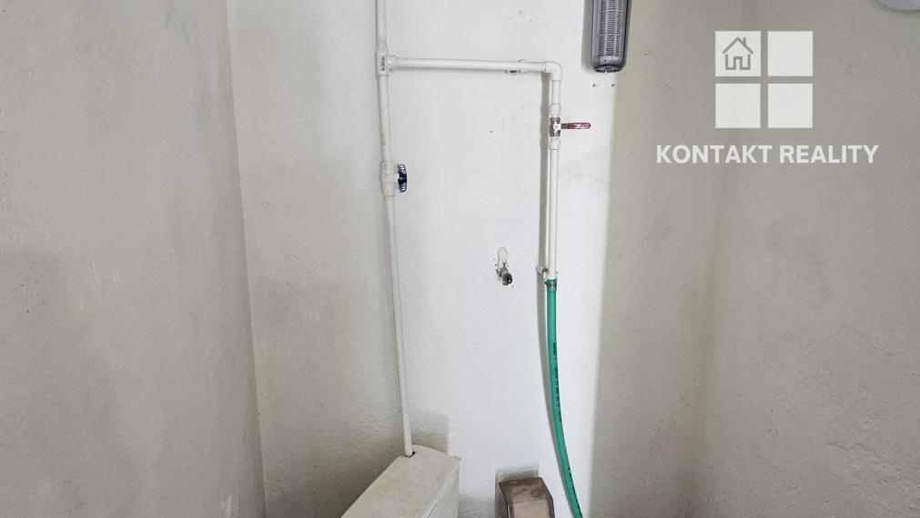 3-podlažná murovaná chata v obci Svinica