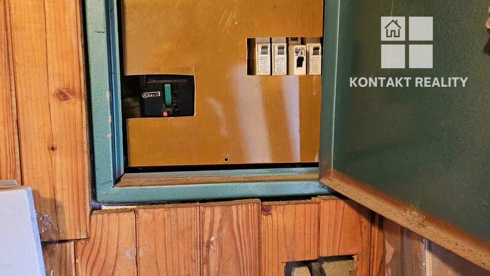 3-podlažná murovaná chata v obci Svinica