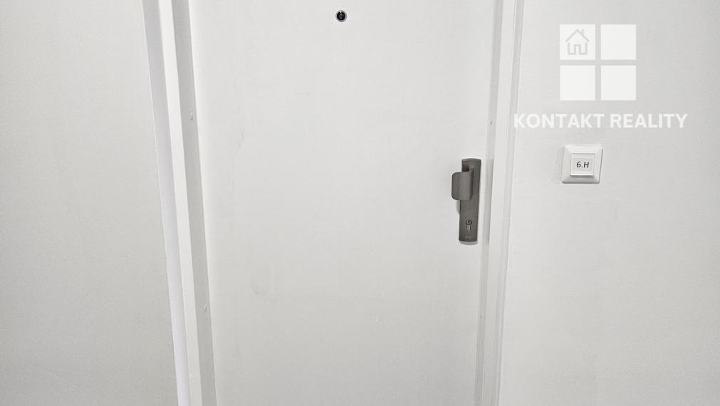 Byt Jantárová: 2 izb. s vstavaným nábytkom a spotrebičmi