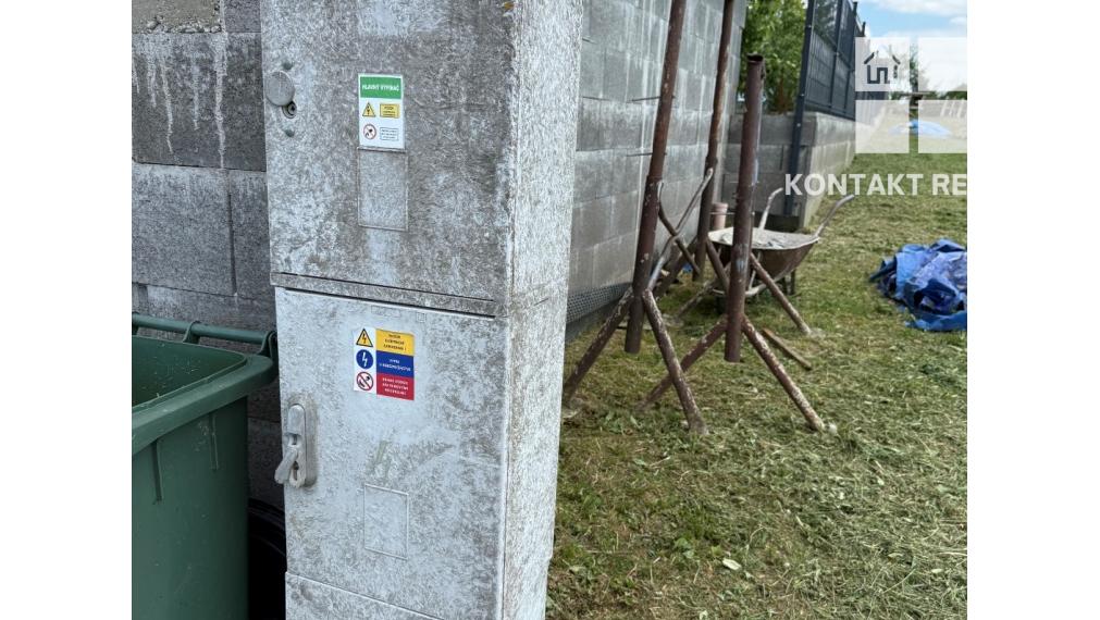 Slnečný stavebný pozemok 840 m2 Vajkovce, Slnečná stráň