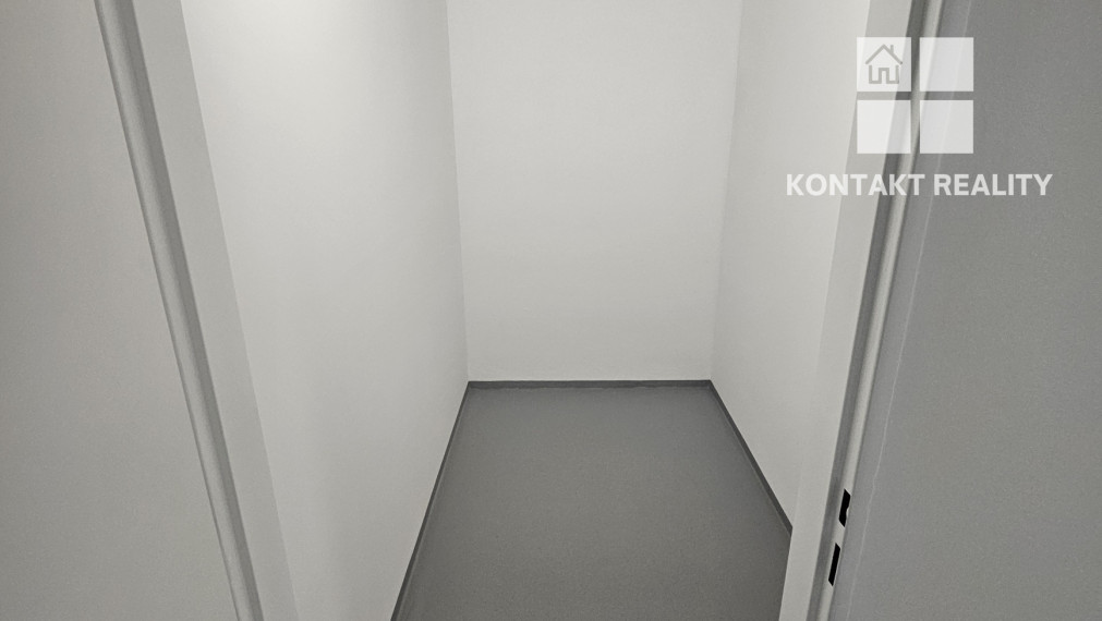 Prenájom moderný 2-izbový byt s vlastným parkovacím miestom