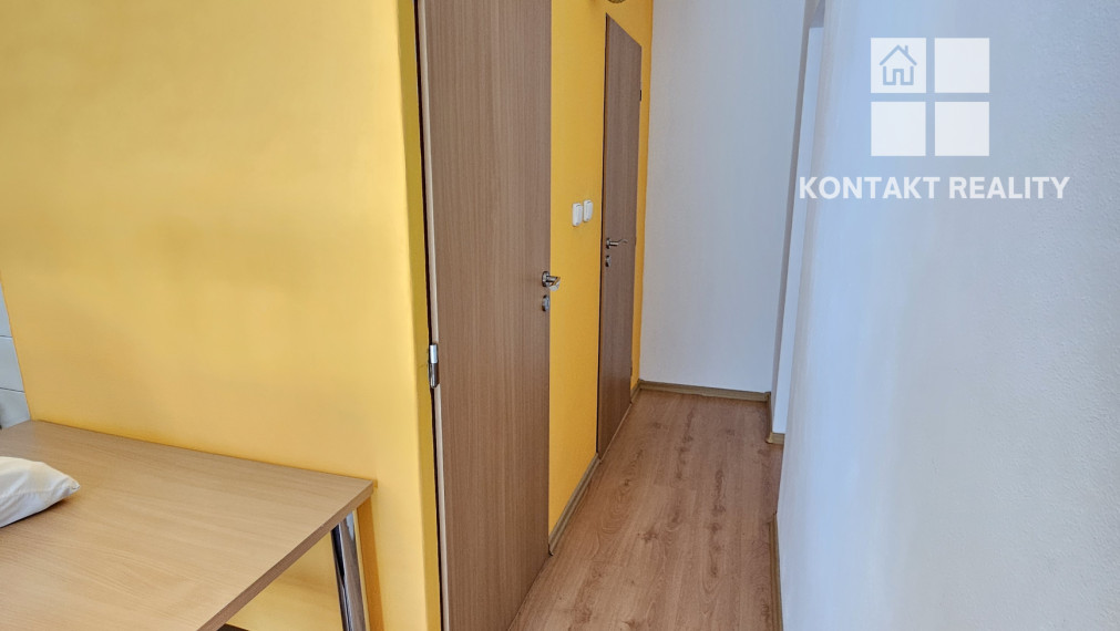 Na predaj 1 izb. byt v tichej lokalite KVP, Titogradská ulica