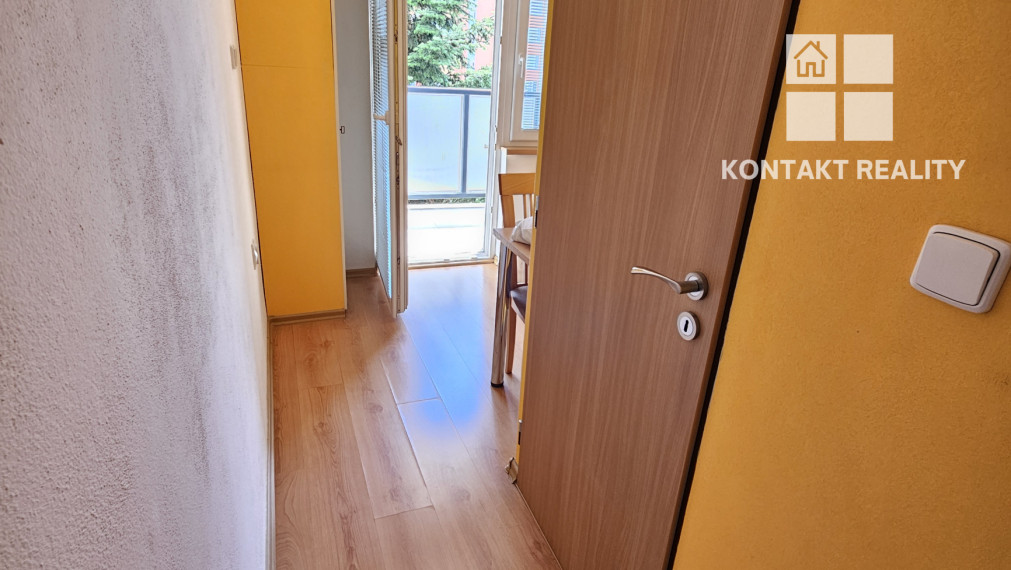 Na predaj 1 izb. byt v tichej lokalite KVP, Titogradská ulica