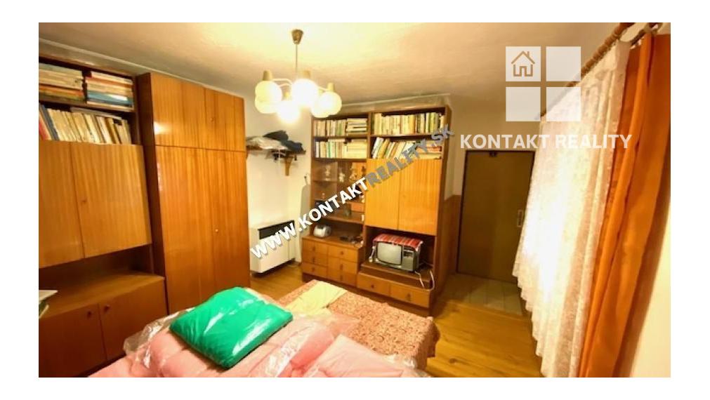 Záhrada a rodinný dom s pozemkom 1272 m2, Veľká Ida