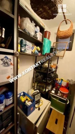 Záhrada a rodinný dom s pozemkom 1272 m2, Veľká Ida