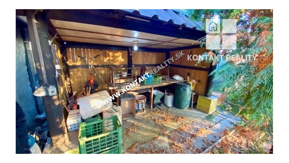 Záhrada a rodinný dom s pozemkom 1272 m2, Veľká Ida