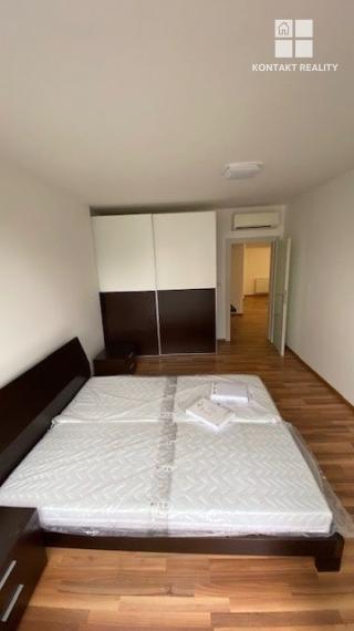 Na prenájom3 izb. byt, Mlynská, Staré mesto, 89m2, balkón, Centrum