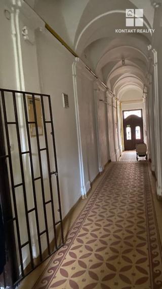 Kancelársky - obchodný priestor 57 m2, Alžbetina, Staré m