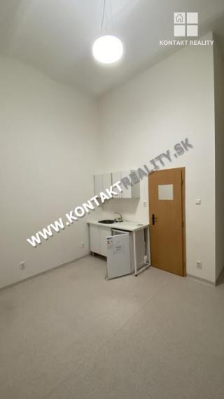 Obchodno kancelársky priestor 57 m2 Alžbetina, Staré mesto