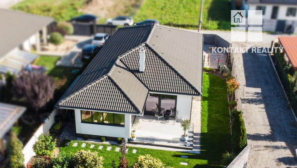 Predané.... Pekný tehlový 4 izb. RD - bungalov, zimná terasa, Geča, blízko Košíc