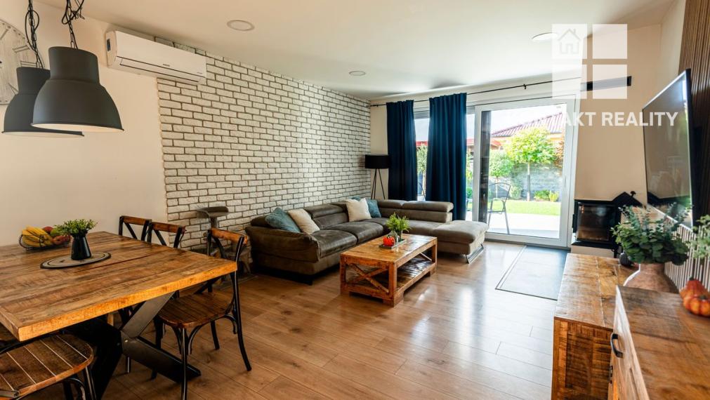 Rezervované.... Pekný tehlový 4 izb. RD - bungalov, zimná terasa, Geča, blízko Košíc 