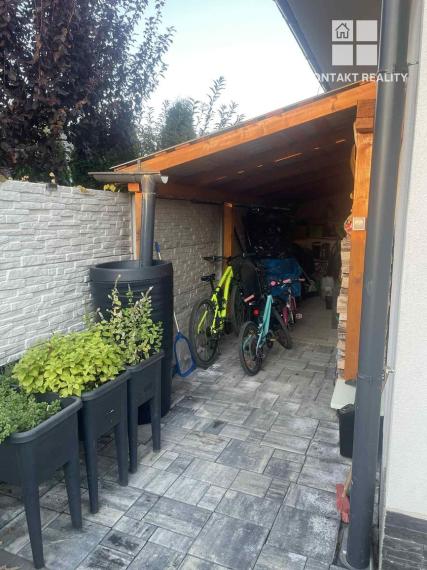 Rezervované.... Pekný tehlový 4 izb. RD - bungalov, zimná terasa, Geča, blízko Košíc 