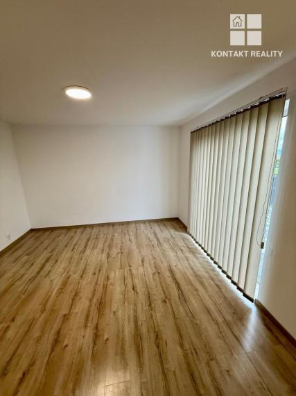 Moderný 5 izb. rodinný dom, typ bungalov na peknom slnečnom mieste len 18 km od Košíc, obec Seňa