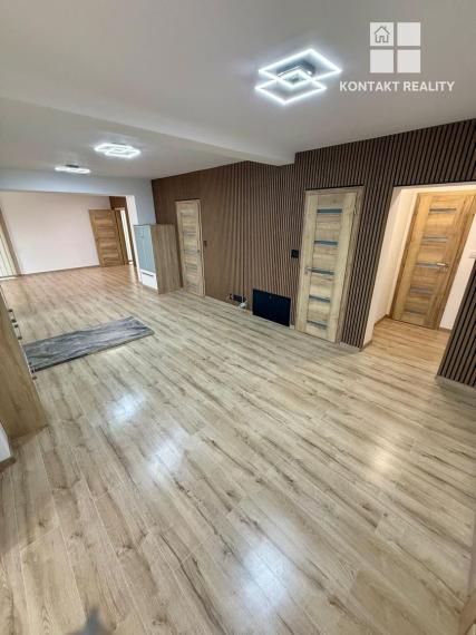 Moderný 5 izb. rodinný dom, typ bungalov na peknom slnečnom mieste len 18 km od Košíc, obec Seňa