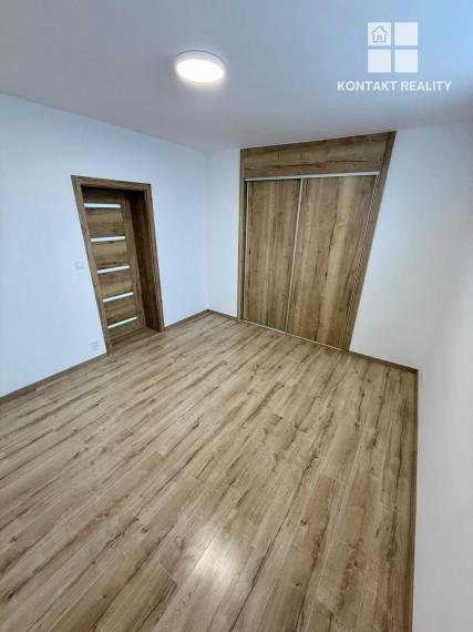 Moderný 5 izb. rodinný dom, typ bungalov na peknom slnečnom mieste len 18 km od Košíc, obec Seňa