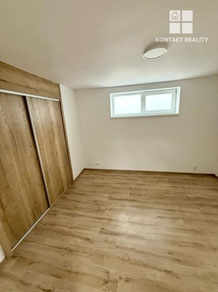 Moderný 5 izb. rodinný dom, typ bungalov na peknom slnečnom mieste len 18 km od Košíc, obec Seňa