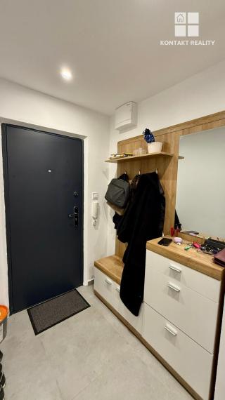 2 izb. byt, Palárikova, Juh, 36m2, lodžia, kompl. rek., 7.p