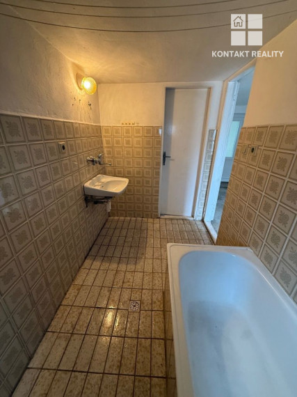 Starší 4 izb. RD, MČ Ťahanovce, v dedine, Košice I