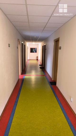 Kancelária 19 m2, ul. Hlinkova, Sever, dobré parkovanie