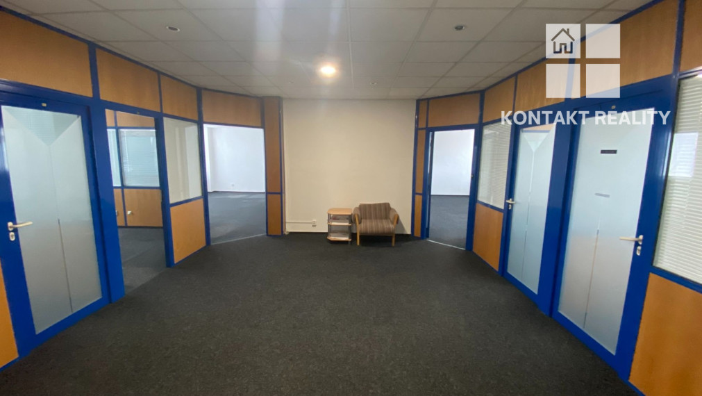Na prenájom kancelárske priestory blízko centra