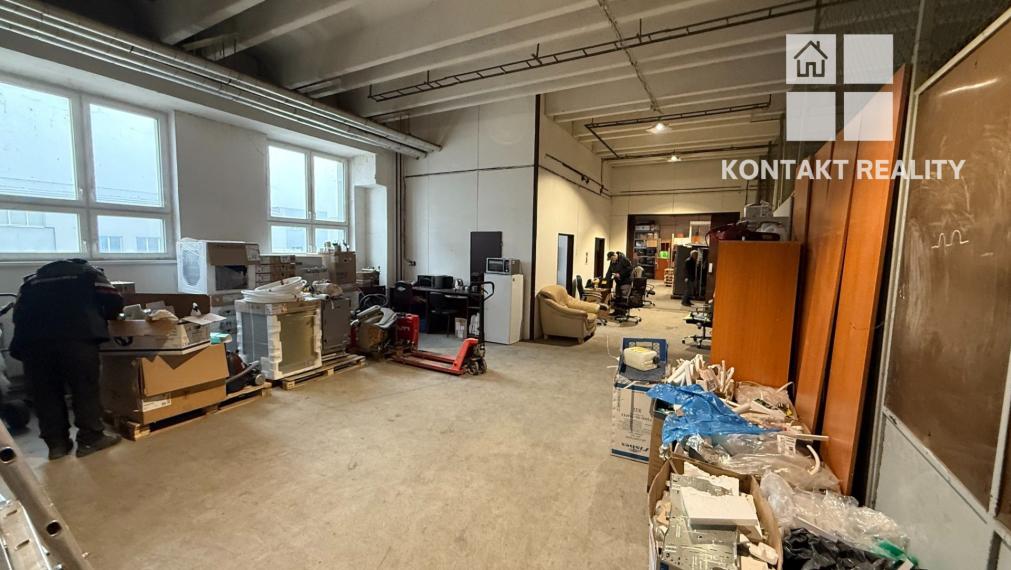 Skladový - výrobný priestor 234 m2, rampa, Rastislavova, Juh