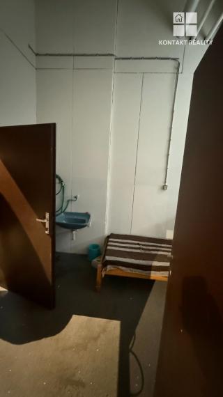 Skladový - výrobný priestor 234 m2, rampa, Rastislavova, Juh