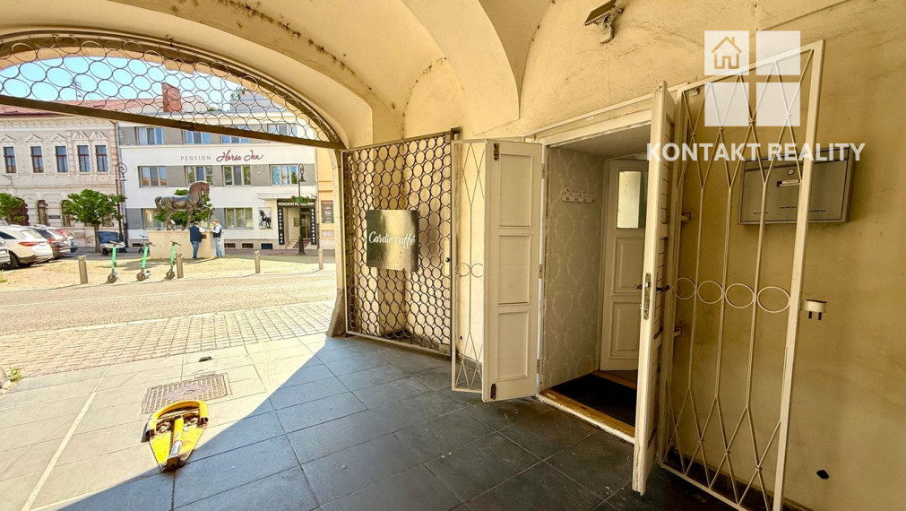 Obchodný - kancelársky priestor 55m2, Centrum Staré mesto