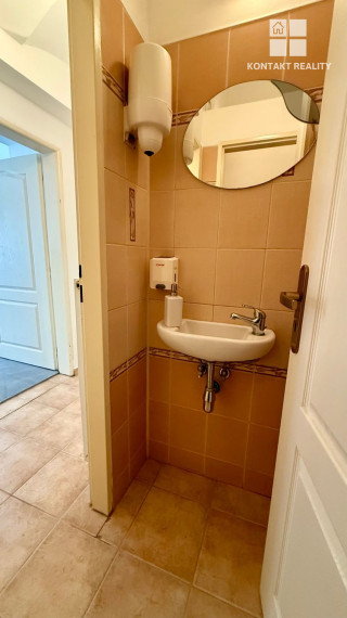 Obchodný - kancelársky priestor 55m2, Centrum Staré mesto