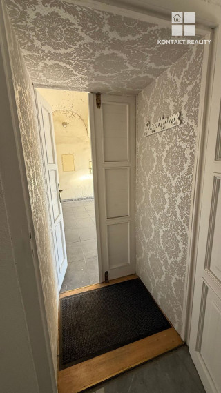 Obchodný - kancelársky priestor 55m2, Centrum Staré mesto