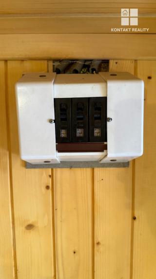 Drevená chata a záhrada, Ťahanovce ul. Brusnicová, blízko mesta