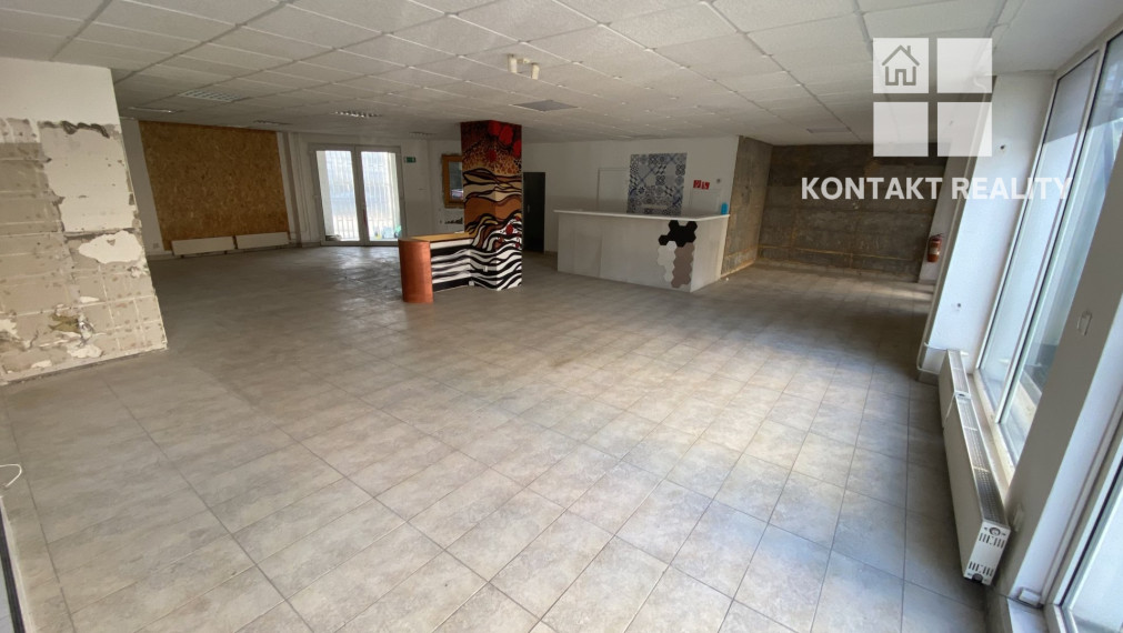 Prízemný obchodný priestor 220 m2 Staré mesto, Alvinczyho
