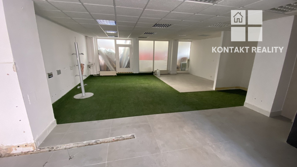 Prízemný obchodný priestor 220 m2 Staré mesto, Alvinczyho