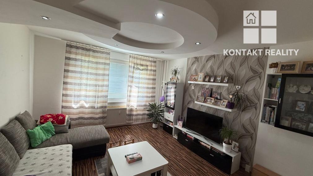 3 izb. byt, ulica SNP Sečovce 72 m2, lodžia, čiast. rek.