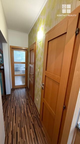 3 izb. byt, ulica SNP Sečovce 72 m2, lodžia, čiast. rek.