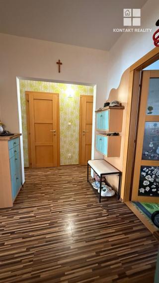 3 izb. byt, ulica SNP Sečovce 72 m2, lodžia, čiast. rek.