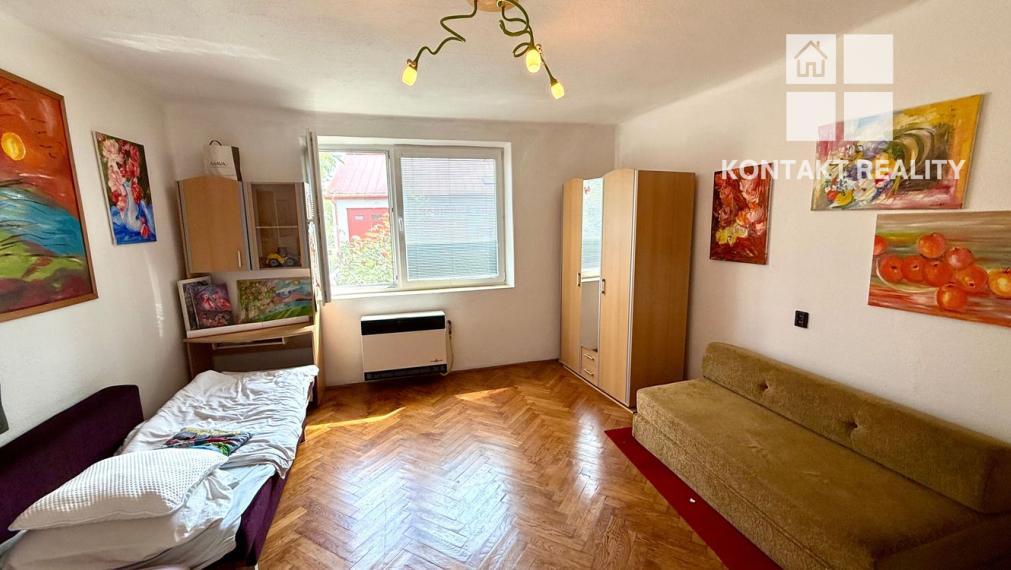 Rodinný dom 3 izb. 110m2, pozemom 1208m2, Čečejovce