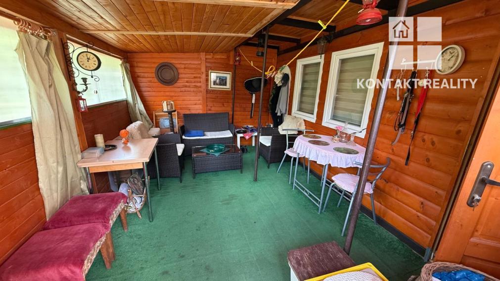 Záhrada a chatka blízko mesta, ul. Brusnicová, Ťahanovce