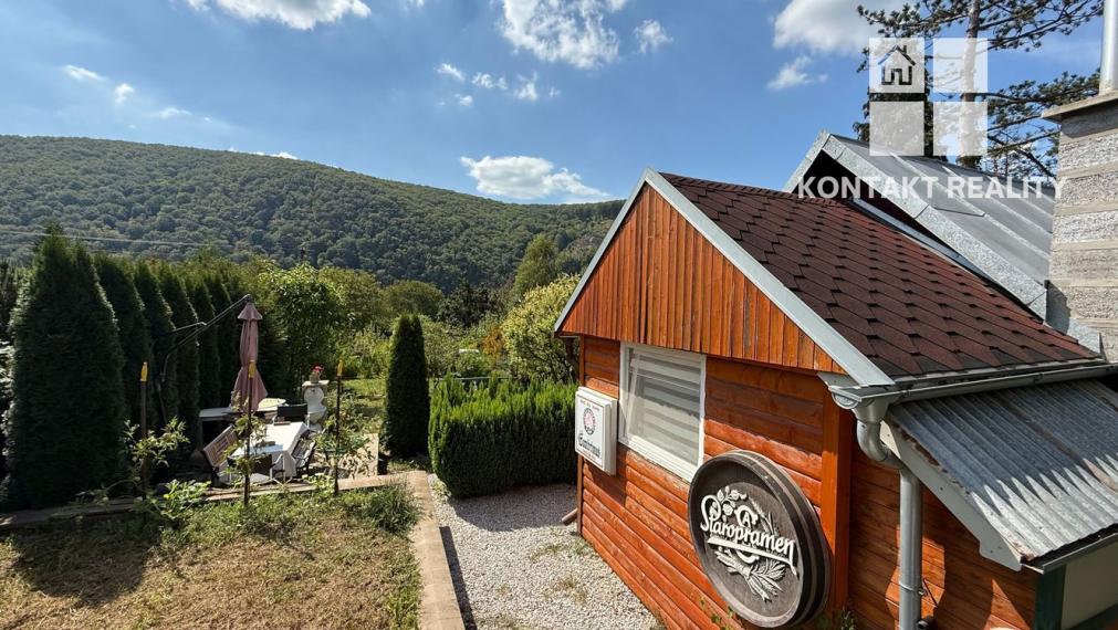 Záhrada a chatka blízko mesta, ul. Brusnicová, Ťahanovce