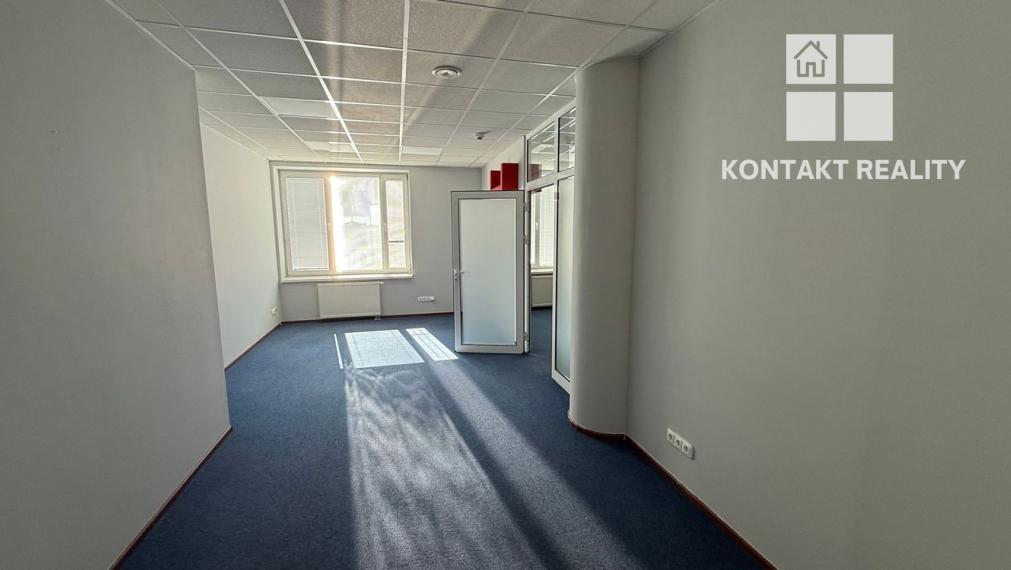 Administratívne priestory - kancelária 44 m2 ul. Mlynská, Centrum  Staré mesto