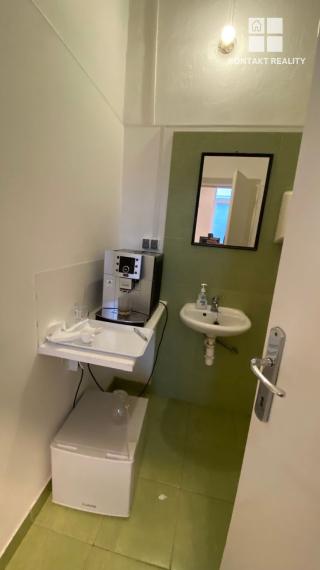 Pripravujeme kancelársky priestor  72 m2, Kováčska, Staré mesto