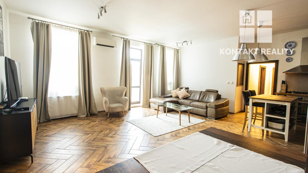 Tehlový 3 izb. byt, 100m2, Staré mesto, Centrum, ul. Hlavná