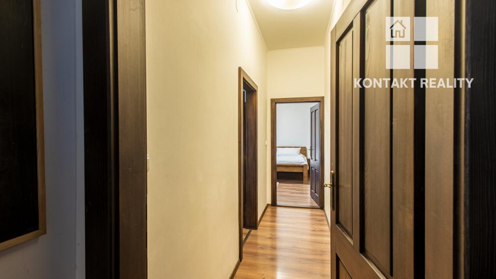 Tehlový 3 izb. byt, 100m2, Staré mesto, Centrum, ul. Hlavná