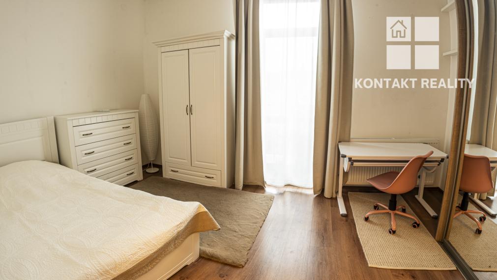 Tehlový 3 izb. byt, 100m2, Staré mesto, Centrum, ul. Hlavná