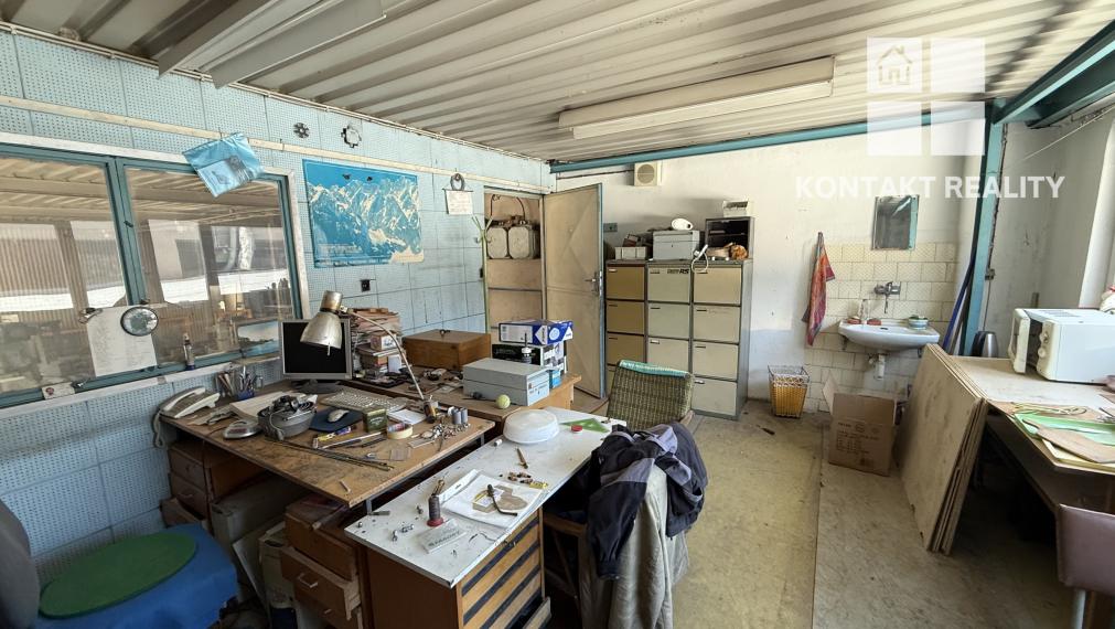 Prízemný priestor 350 m2 na akúkoľvek činnosť, Rastislavova ulica