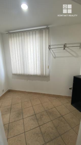 Obchodný priestor alebo suchý sklad 59 m2, Južná trieda