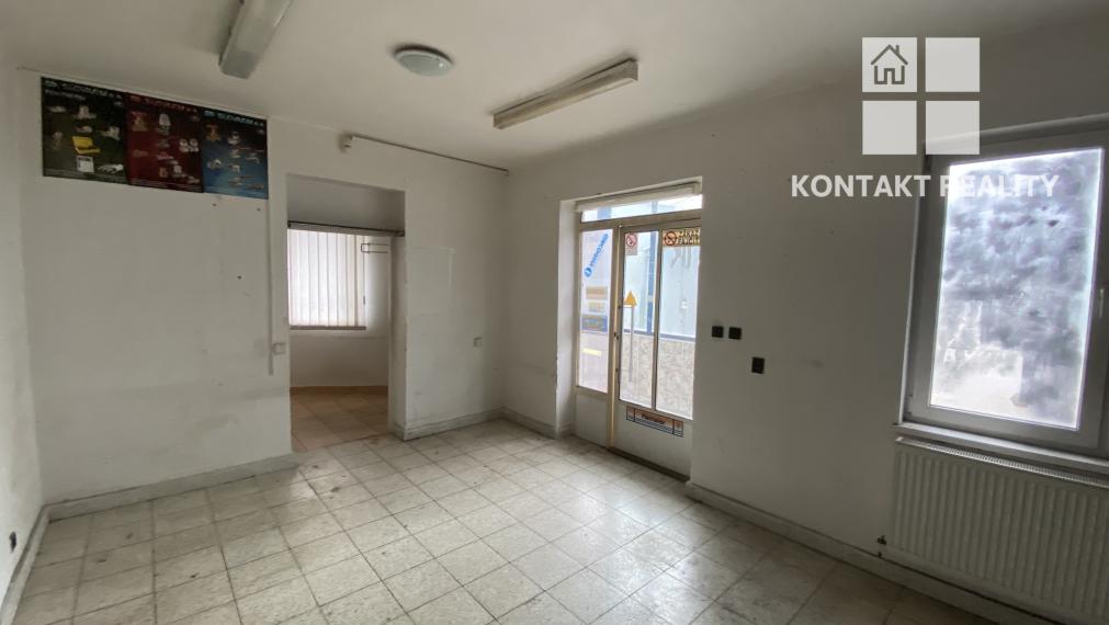 Obchodný priestor alebo suchý sklad 59 m2, Južná trieda