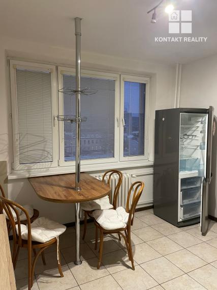 Veľký 1 izb. byt 49 m2, Južná trieda, Juh, blízko OC Aupark