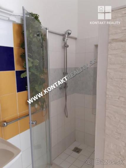 Na prenájom 2 izb. byt, ul. Hlavná, Staré mesto, Centrum + parkovanie