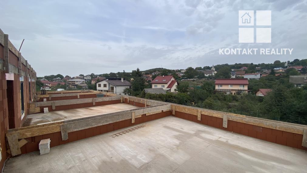 Rodinný dom 192 m2 + garáž, Nižná Hutka, blízko Košic